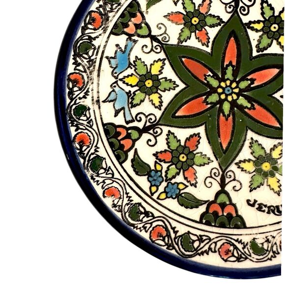 Vintage Handcrafted Jerusalem Floral Plate – Hand Painted Wall Plaque, 6.5” - Picture 4 of 8
